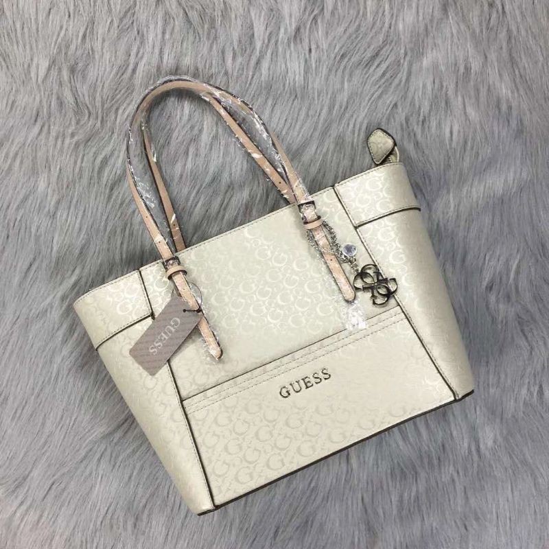Guess Delaney Hologram Medium