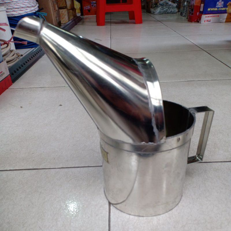 corong minyak 1liter / literan minyak 1liter