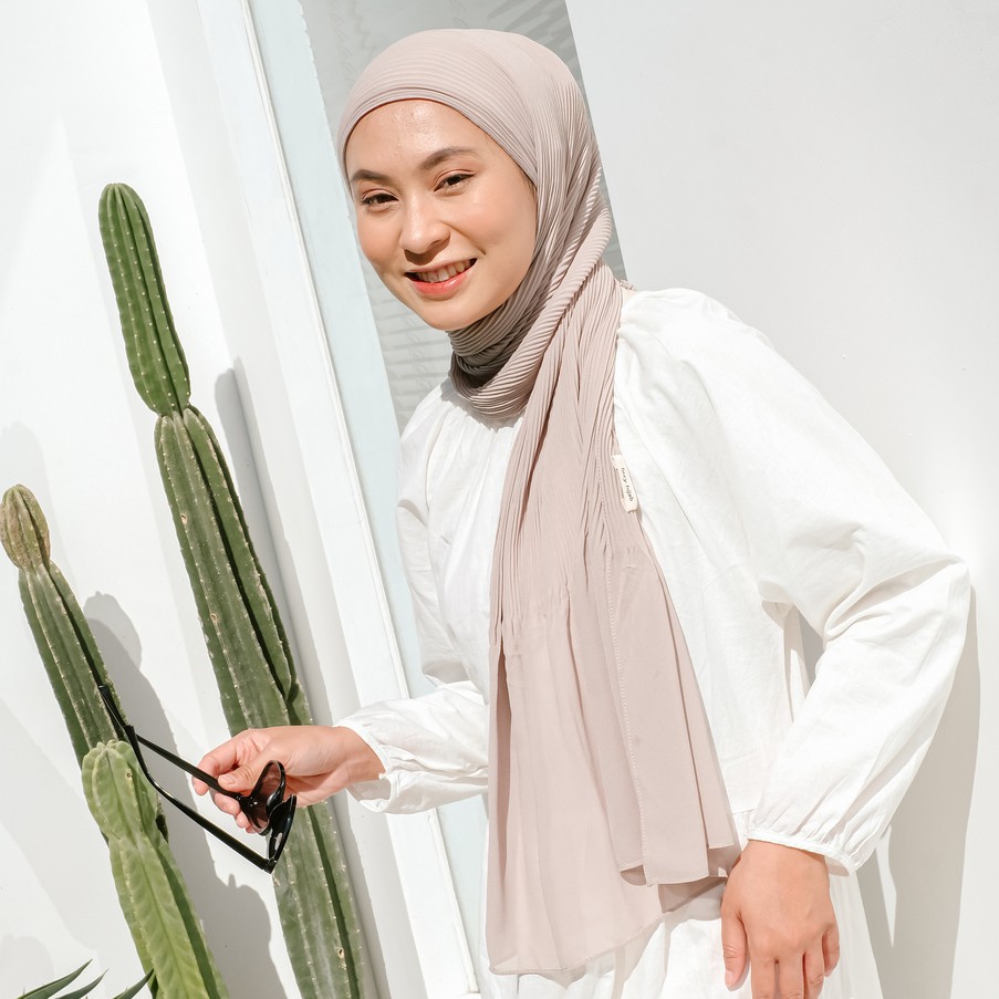 Lozy Hijab - Bawal Pleats Shawl ( Pashmina Plisket )-Cream Almond