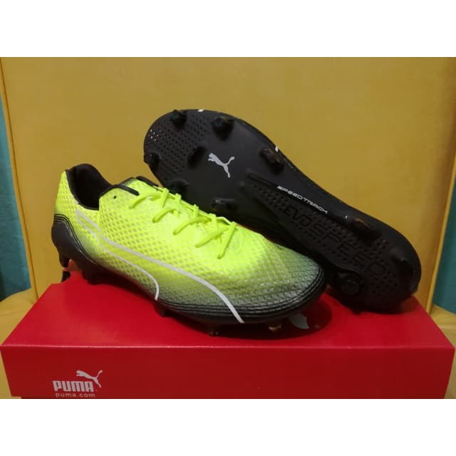 PROMO Sepatu Bola / Soccer Puma Evospeed Fresh Volt Black - FG TERLARIS
