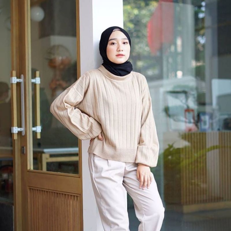 SN - Nayla Turtle Neck Sweater Button Oversize |  RAJUT JOVANKA