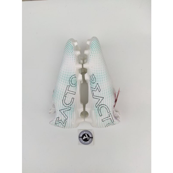 SEPATU SEPAKBOLA SPECS REACTO GENESIS FG