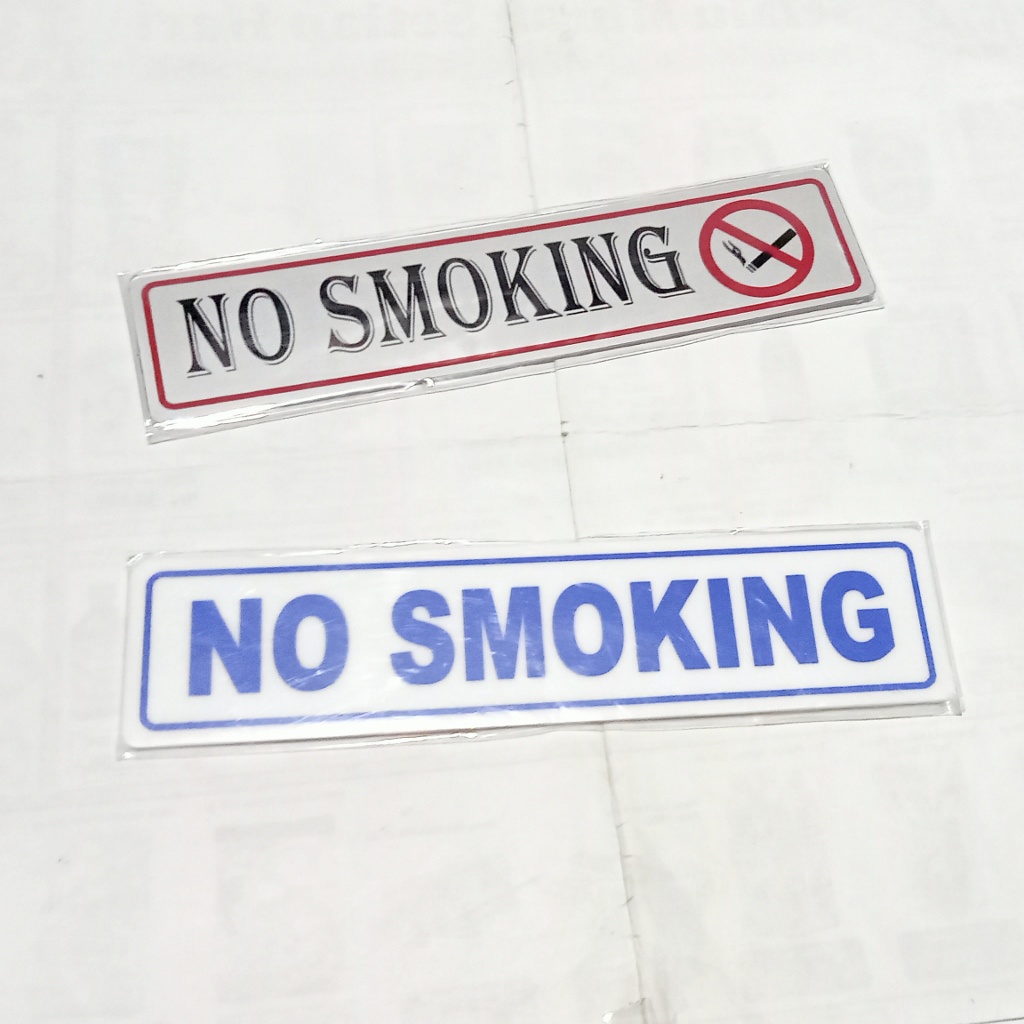 

Sticker tanda NO SMOKING sign dengan gambar DILARANG MEROKOK jelas terlihat