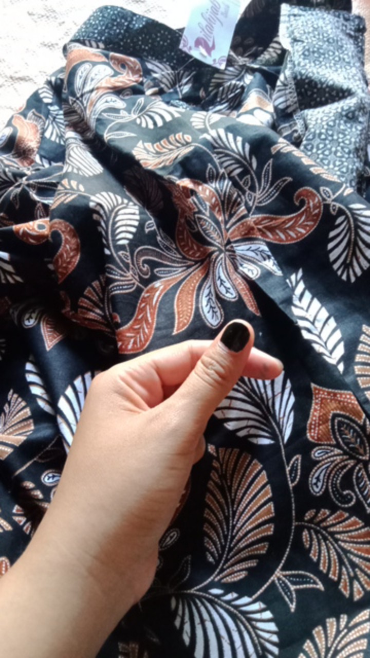 Xc Blouse Stripy Fresia Putih Hitam Salem Softblue Dark Grey Blouse H8928q Ruffle Batik Blouse 4.7