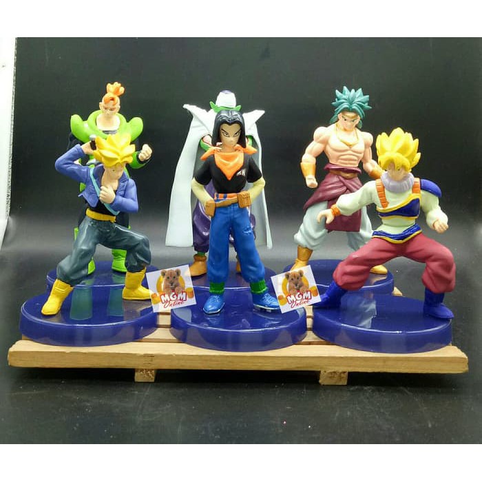 Figure Dragon Ball action / Topper Hiasan Kue Ulang Tahun Karakter kue