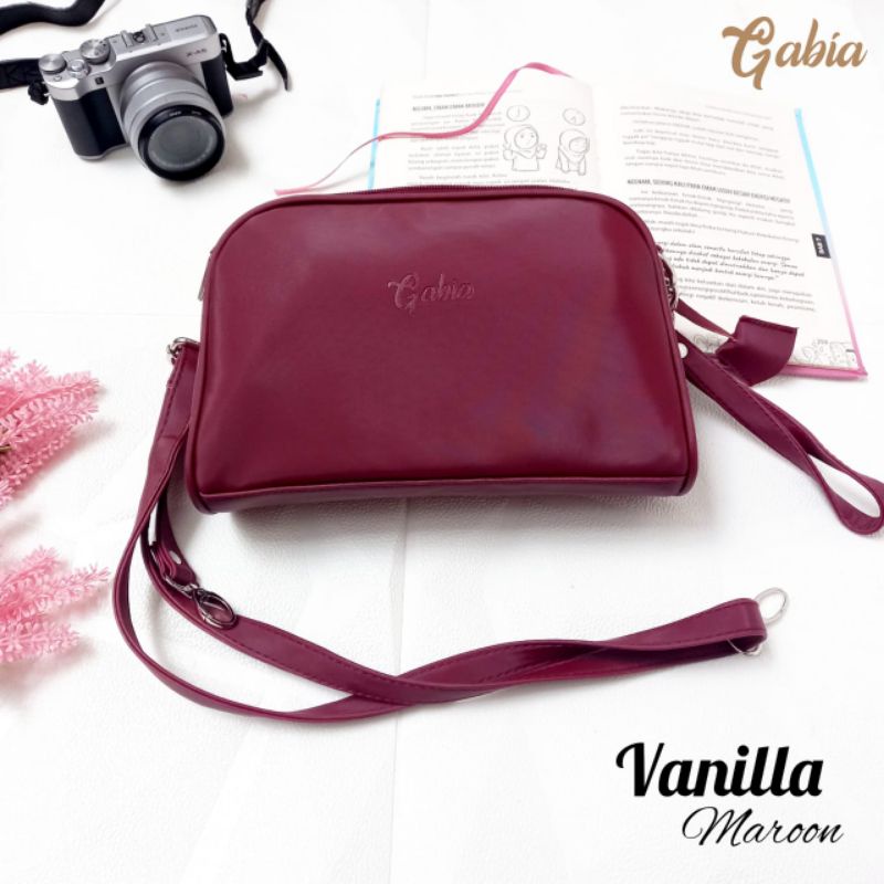 Vanilla bag by gabia