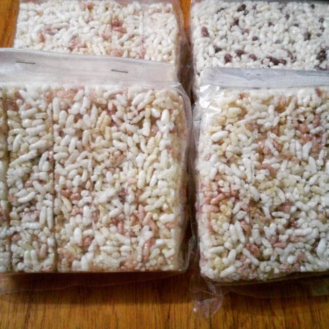 

Kue gipang beras ketan