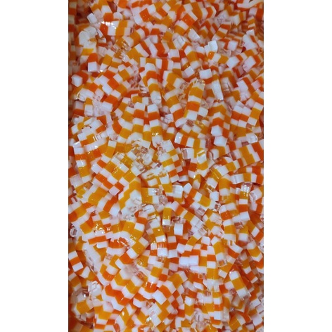 

Jelly motif lapis kuning topping minuman