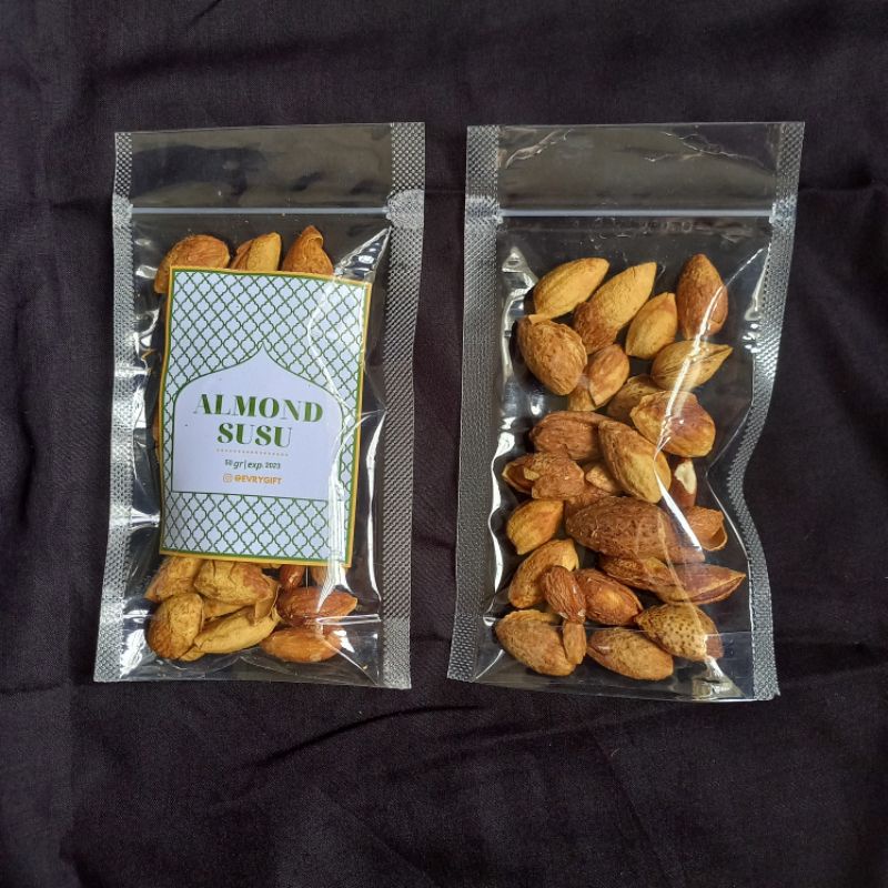 

Almond Susu / Kacang Almond panggang / Almond Arab / Snack Sehat Almond / Almond Manis Super