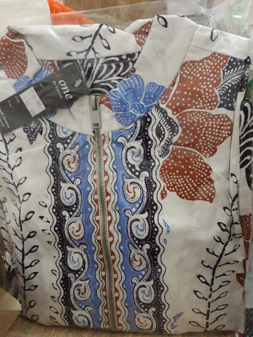 Outer Batik Wanita Ara 135