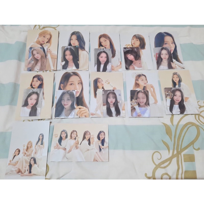 loona lightstick anniversary benefit pc photocard haseul yves heejin hyunjin chuu
