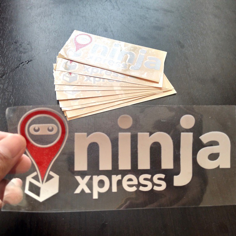 Cutting Stiker Ninja Express Variasi Motor Mobil Sticker Timbul Keren Nyala Dasbor Spakbor Visor Body Kaca Helm Laptop Hologram Reflective Tahan Air Bodi Samping Nama Jepang Scoopy Vario Beat NMAX PCX Vespa Aesthetic Pickup Anime Windshield Kustom Modif