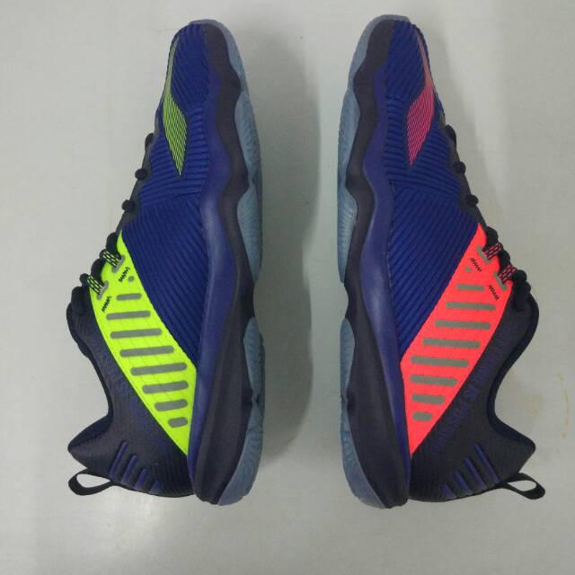 sepatu badminton lining baru ranger TD original