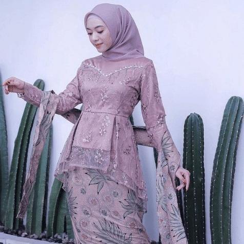Serbuuuu.. Batik Kebaya Couple Modern, Kebaya Tunangan Lamaran, Kebaya Wisuda, Kebaya Kondangan Terb