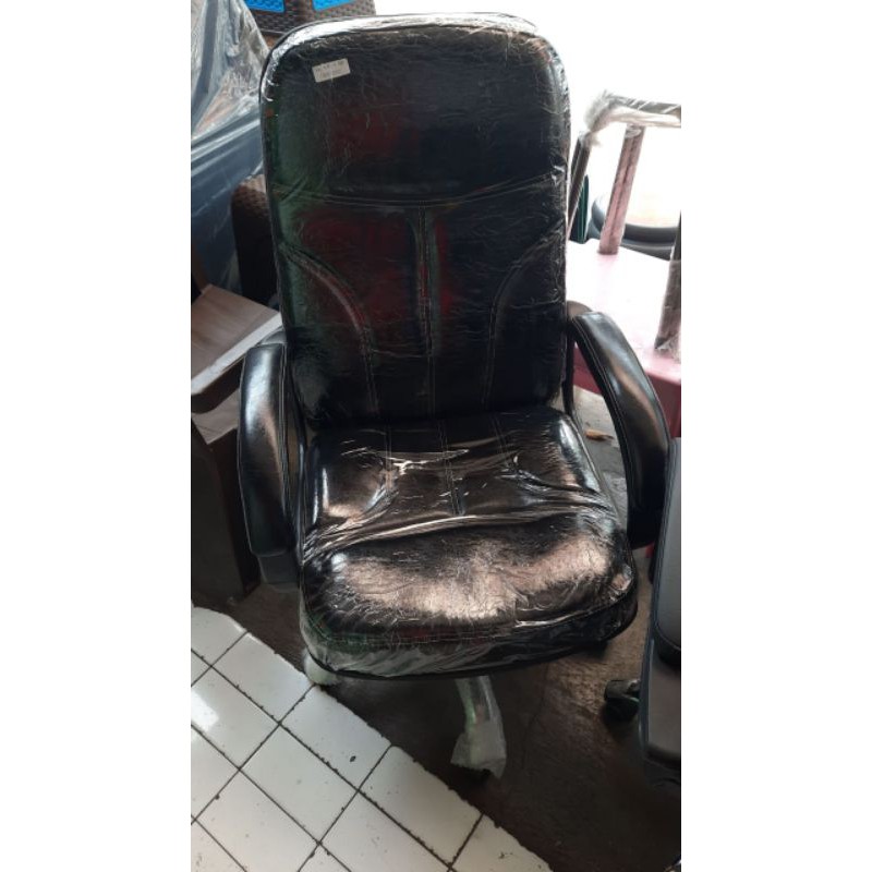 Kursi Kantor Putar Rakuda 970