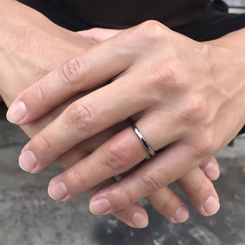 Cincin Pria Wanita Titanium Original 3 Warna Black Hitam kuning Silver Perak Putih Simpel Polos