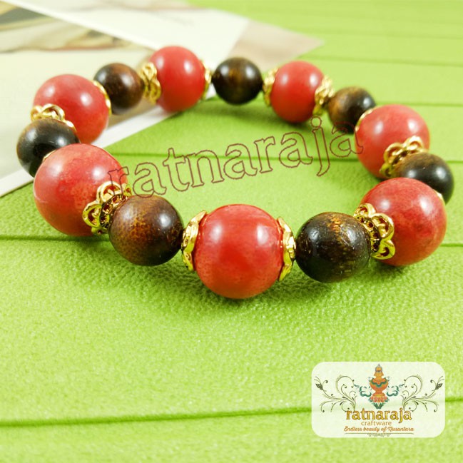 Gelang Batu/ Wrist Mala Black &amp; Red Coral with Flower Edge Ornament