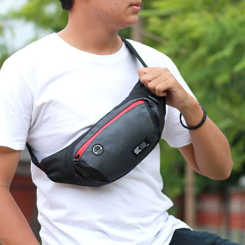 Tas Salempang Pria Waistbag Slingbag Premium Garansi Original