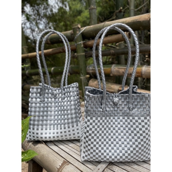 MAJID - Tas Anyaman Jali Premium Silver Putih Elegan Bermotif Ready Stok