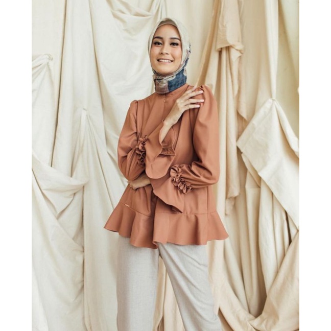 Clara Blouse by klamby