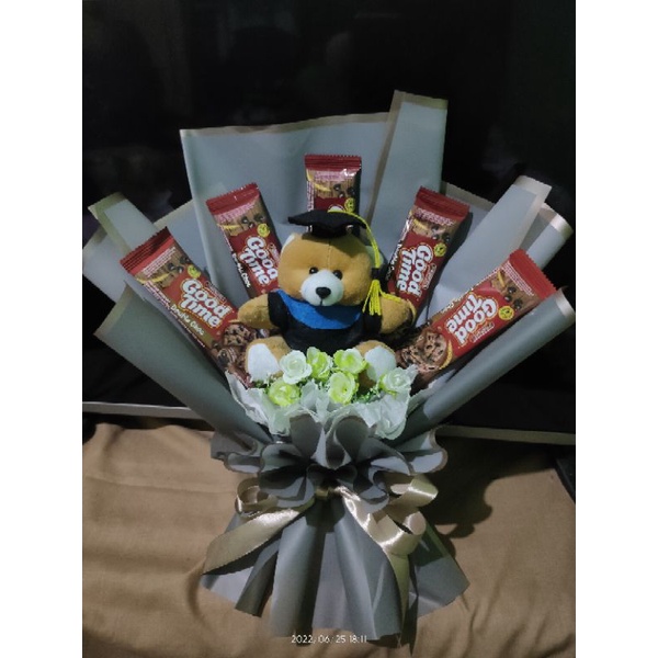 

Bucket Wisuda Bucket Snack