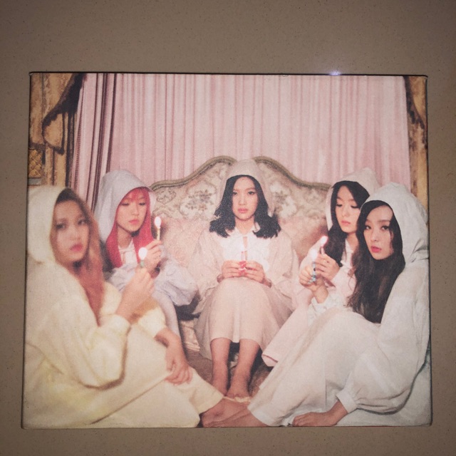 Album red velvet the velvet