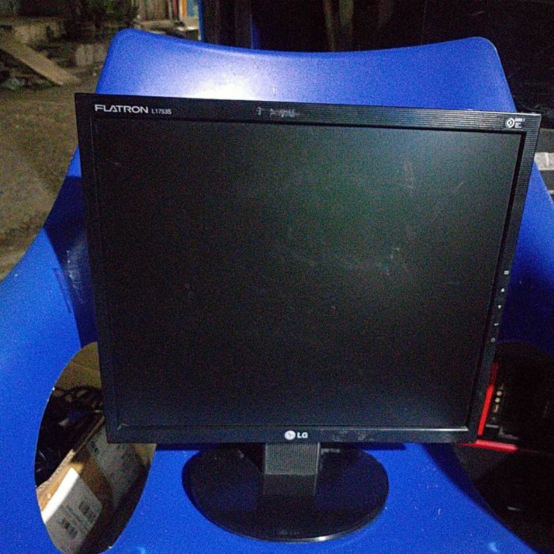 Monitor LCD 17 inci Kotak merk Hp.dell.samsung.acer.LG.Lenovo