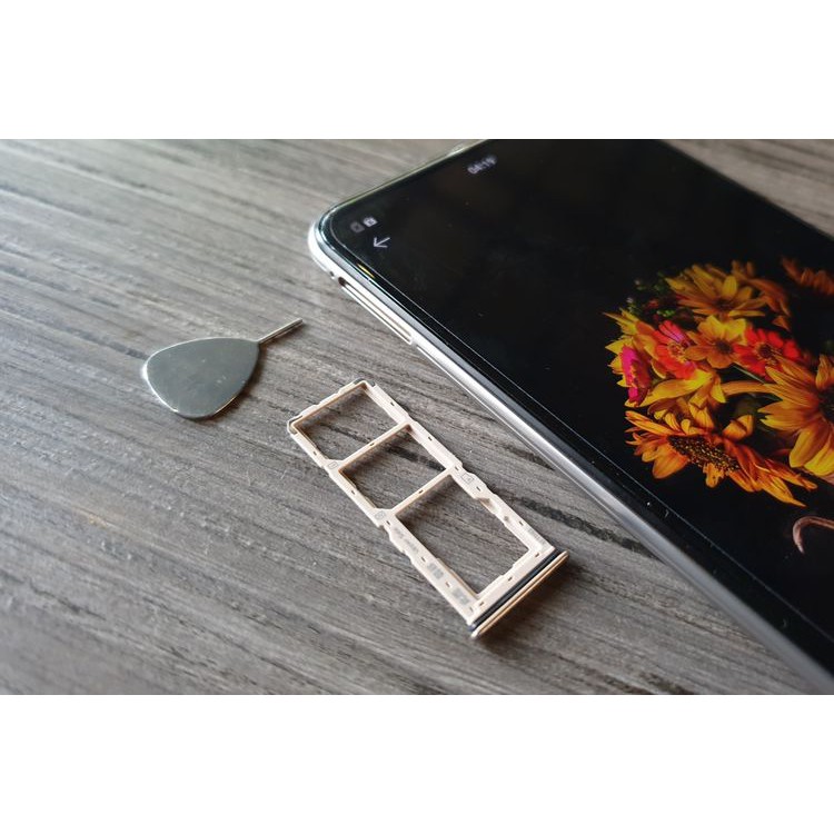 Slot Tempat Kartu Simcard Sim card Lock Simtray Sim Tray Vivo V19