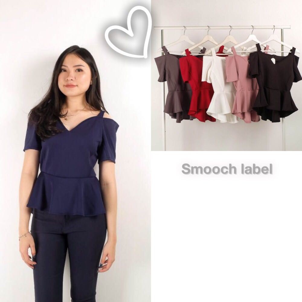 Aileen Shoulder Blouse