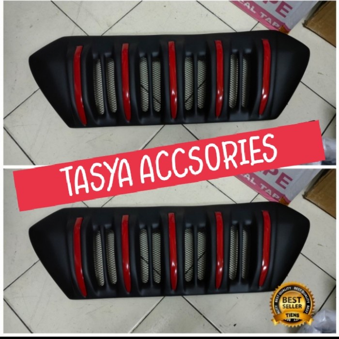 Grill Datsun go+ panca list merah