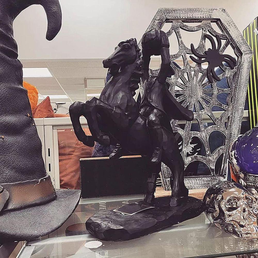 Needway Patung Horseman Tanpa Kepala Labu Hitam Kepala Hadiah Patung DIY Ornamen Dekorasi Desktop