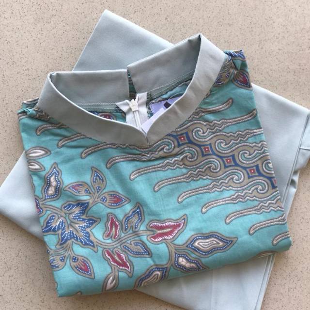 Seragam suster Batik Rania