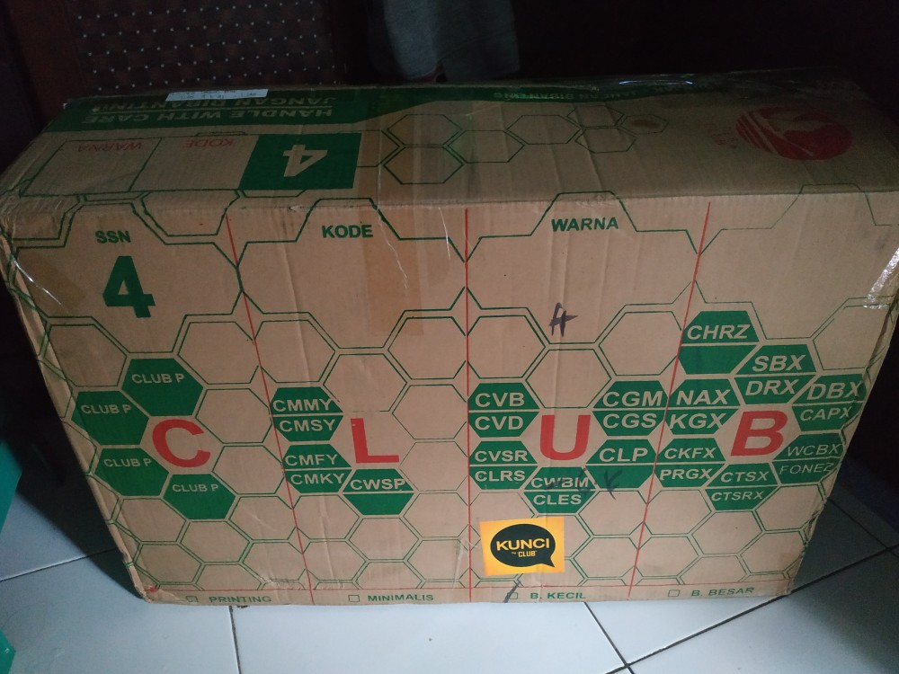 Lemari Pakaian Boneka Kecil Susun 4 Kunci. Lemari Plastik Susun 4 Kunci Boneka Kecil