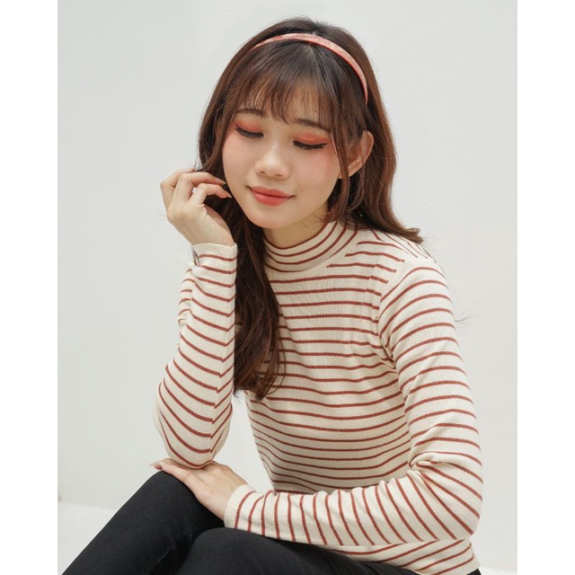 Lany Turtleneck Sweater Soft Knit Import - Atasan Rajut Salur Kerah Tinggi - Blouse Korea TM (J117)