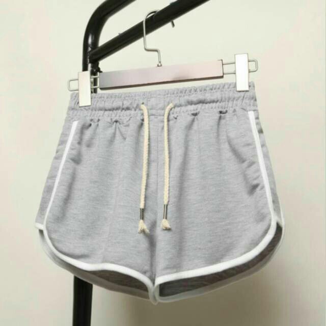 HOT PANTS MUNIKO TALI / CELANA MUNIKO READY BEST SELLER 1kg muat 9 pcs ready