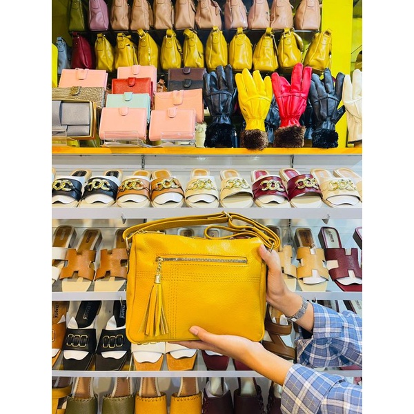 TAS SELEMPANG WARNA KUNING