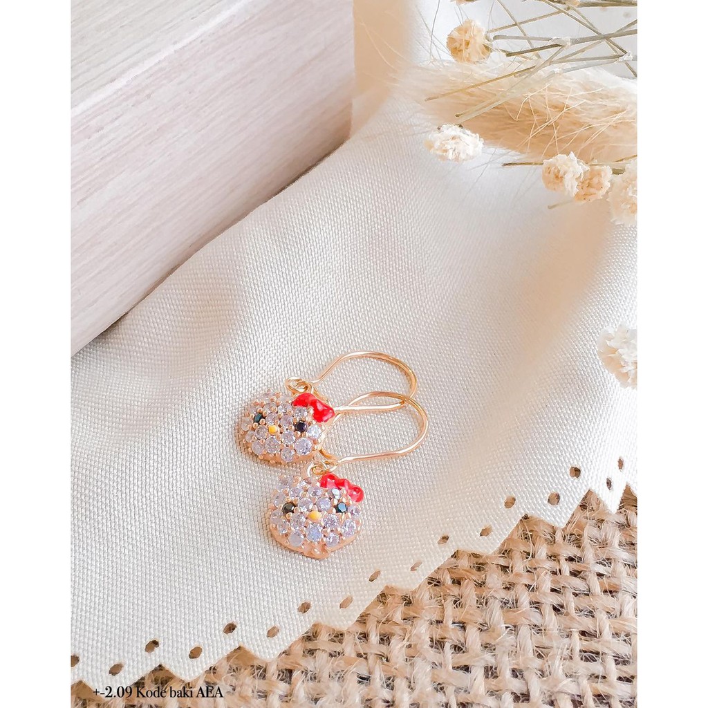 Anting Remaja dewasa hello Kitty Emas 70%