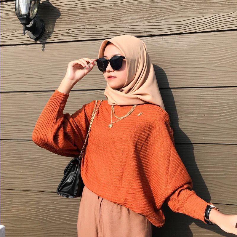 [PREMIUM] Helwa Sweater Batwing Knit // Sweater Batwing Rajut-Bata