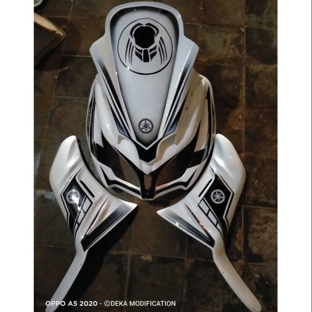 TOPENG PREDATOR+SISKET  YAMAHA LEXI