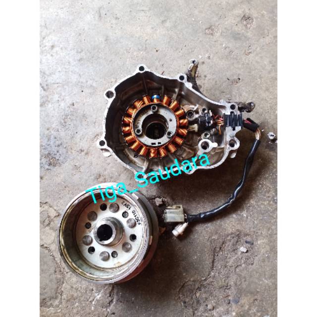 Pengapian Set Komplit Block Maghnit plus Spul Yamaha Vixion Old / Lama Original Copotan Motor