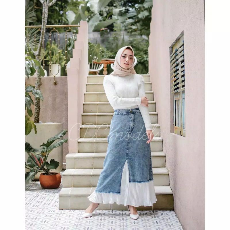 Rok Jeans Mix Plisket / Rok Jeans Panjang Wanita / Rok Jeans Kancing Depan / Maxi Skirt Jeans