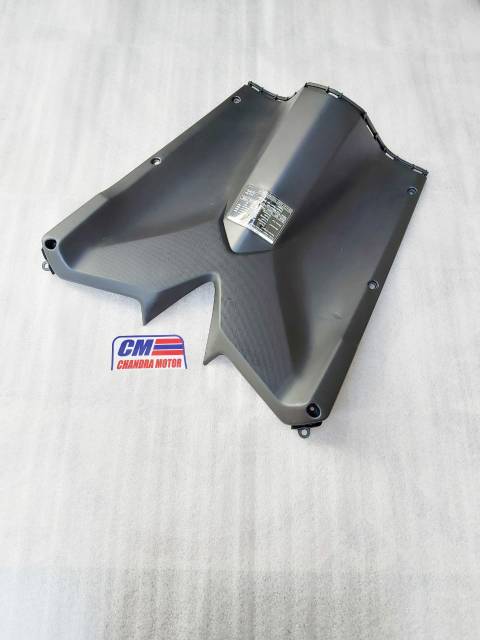Cover inner lower cover kontak bawah laci old vario 125 fi lama asli HONDA AHM 8114A-KZR-600ZB