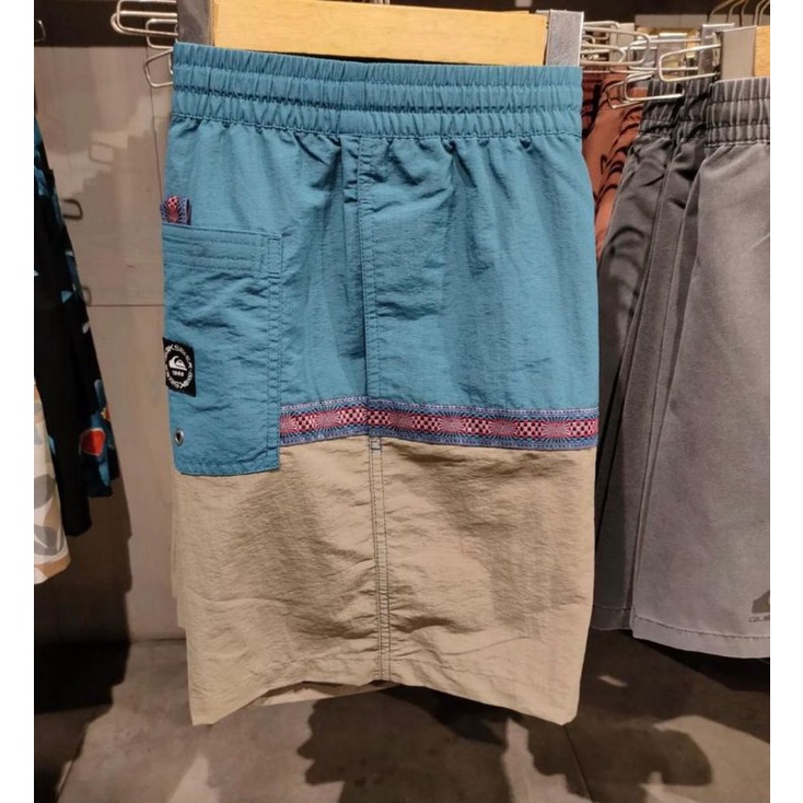 celana pendek Quicksilver original n231