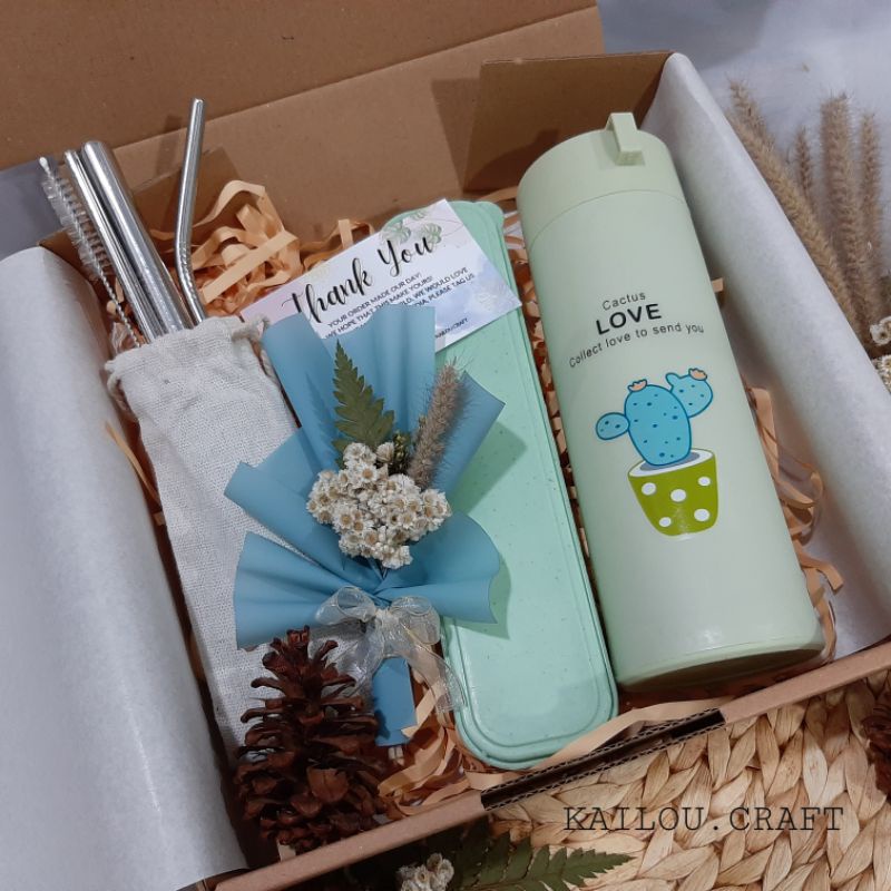 

Kado Ulang Tahun | Kado Wisuda | Kado Cewek | Hampers Ulang Tahun | Kado Anniversary