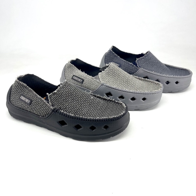 Sepatu Slip On Pria COURTNEY DBEST / JONAN (38-44)