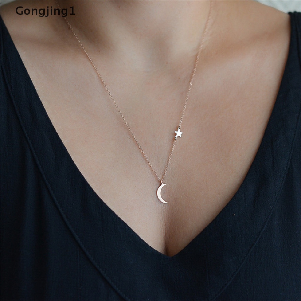 Gongjing1 Kalung Rantai Panjang Liontin Bulan Bintang Warna Gold / Silver Untuk Wanita