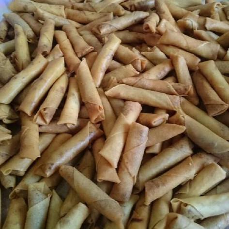 

Big Sale 500 gr sumpia pedes isi udang pedes Big Sale