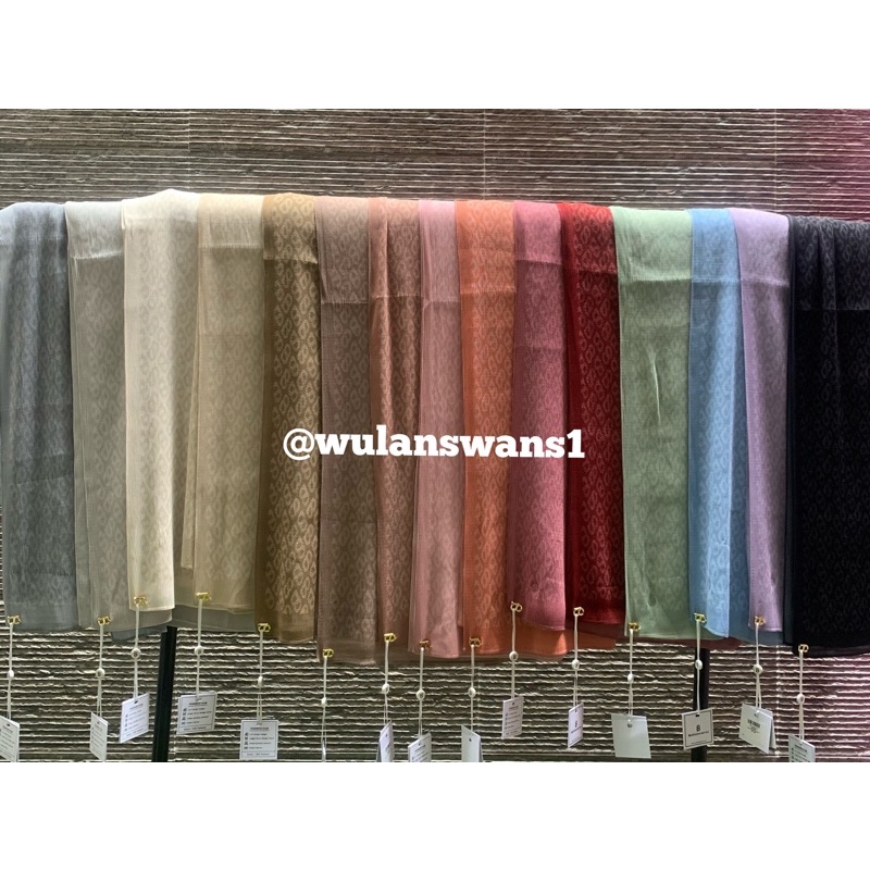 Tapis Pleated shawl black charcoal lavender mocha tomato coral ash rose candy pistachio vanilla ivor