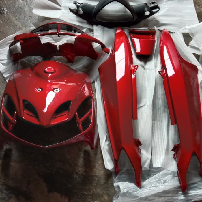 promo cover body Mio smile warna merah marun