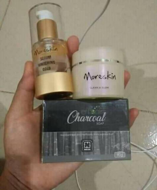 Moreskin Paket Glowing Bebas flek Hitam